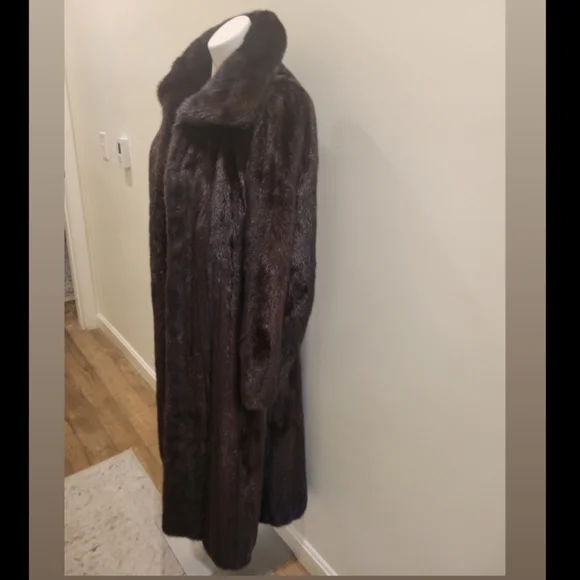 NATURAL Female Mahogany Full Length Mink Coat - Picture 3 of 14